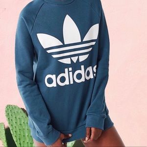 Adidas Oversized Sweatshirt
